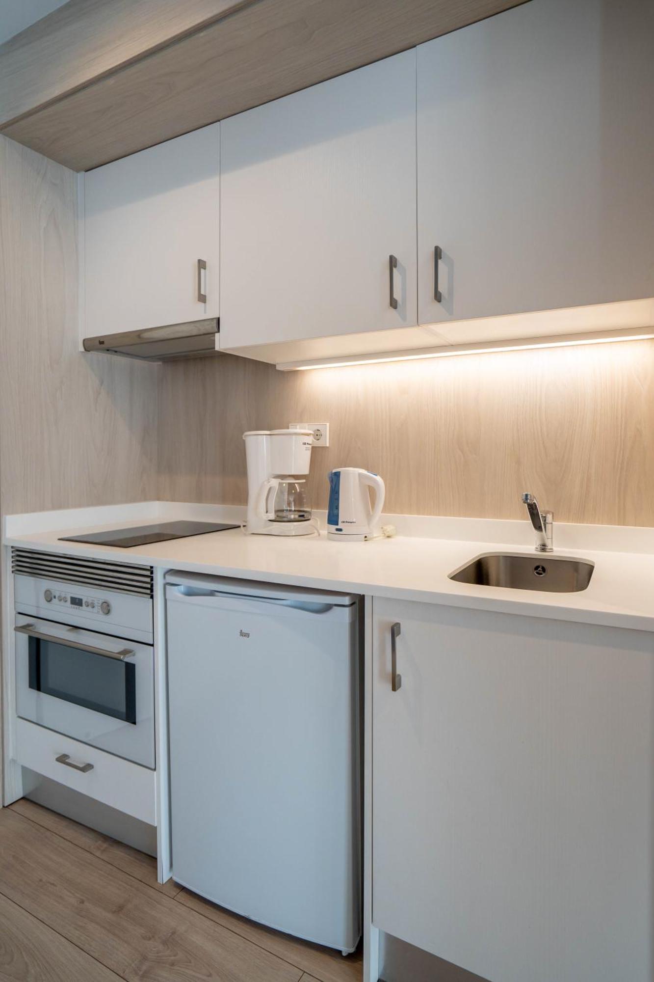 Leman Hotel Y Apartamentos ปลายาเดปัลมา ภายนอก รูปภาพ