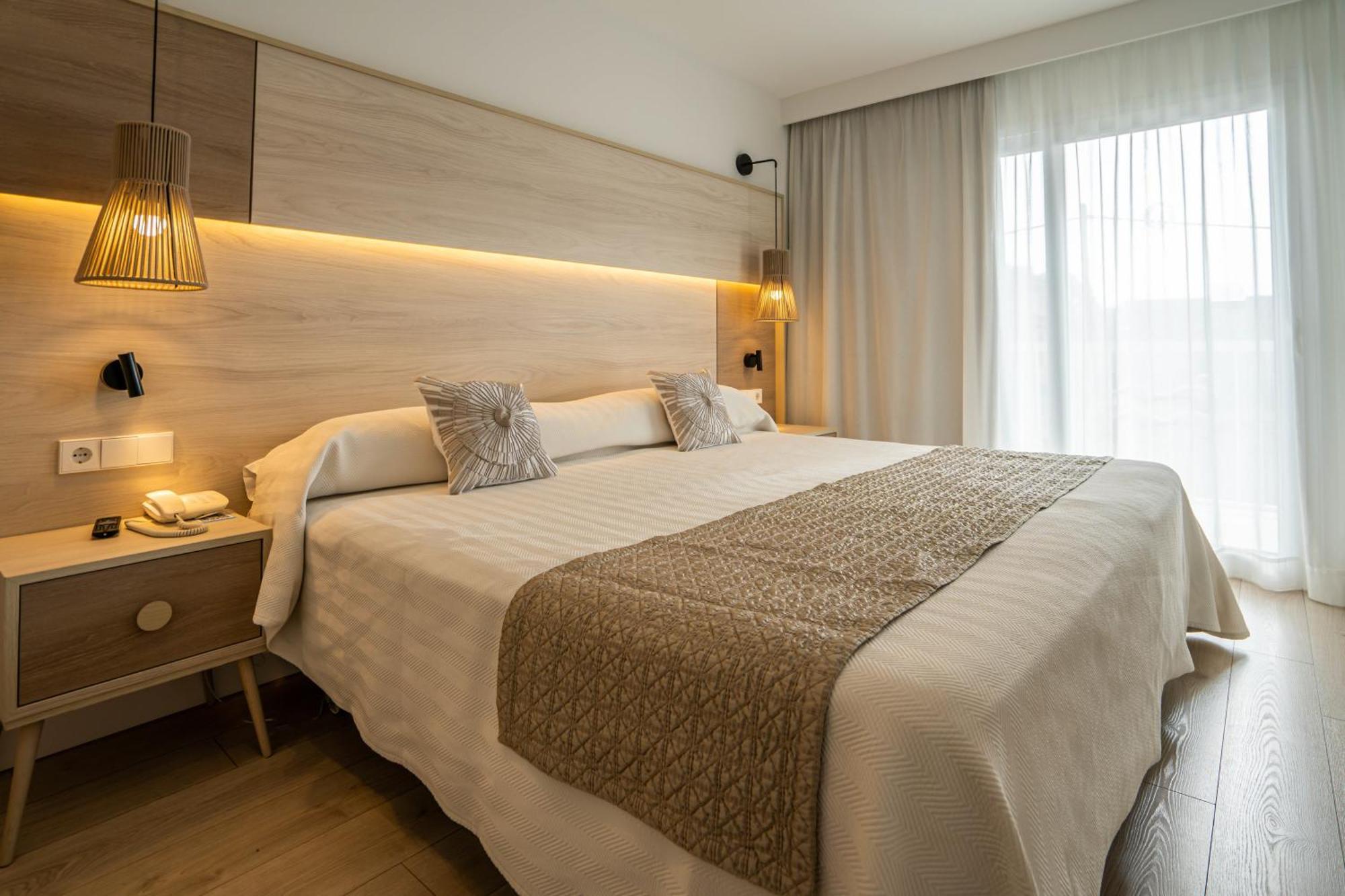 Leman Hotel Y Apartamentos ปลายาเดปัลมา ภายนอก รูปภาพ